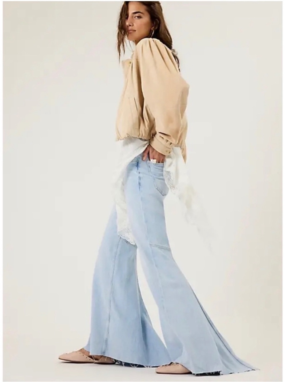 Free People We The Free Live Wire Flare Jeans Size 25